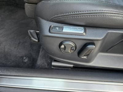 Volkswagen Passat Lim 2.0 TDI DSG"Highline"LED"Navi"Masage" — slika 8