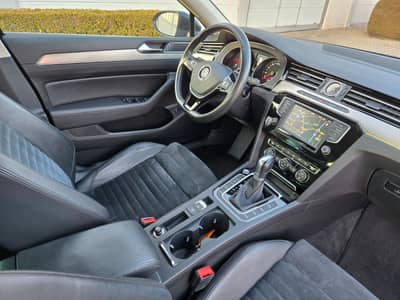 Volkswagen Passat Lim 2.0 TDI DSG"Highline"LED"Navi"Masage" — slika 11