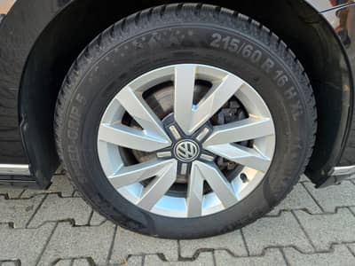Volkswagen Passat Lim 2.0 TDI DSG"Highline"LED"Navi"Masage" — slika 21