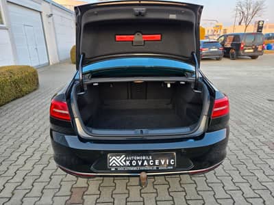 Volkswagen Passat Lim 2.0 TDI DSG"Highline"LED"Navi"Masage" — slika 5