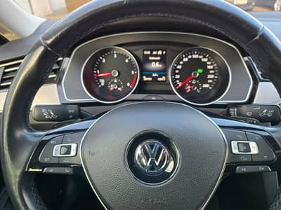 Volkswagen Passat Lim 2.0 TDI DSG"Highline"LED"Navi"Masage" — slika 19