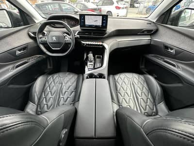 Peugeot 5008 Allure 7-Sitze/LED/PDC+Kamera/Fahrassistenz — slika 11