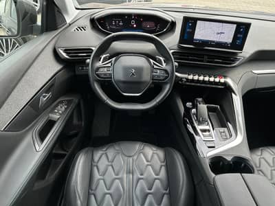 Peugeot 5008 Allure 7-Sitze/LED/PDC+Kamera/Fahrassistenz — slika 8