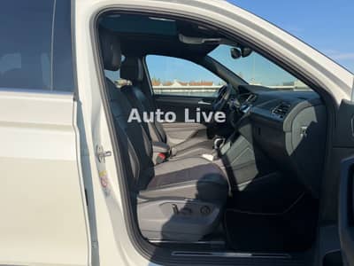 Volkswagen Tiguan Allspace 2.0 TDI DSG*4M*R LINE*7 STZE*VOL — slika 13