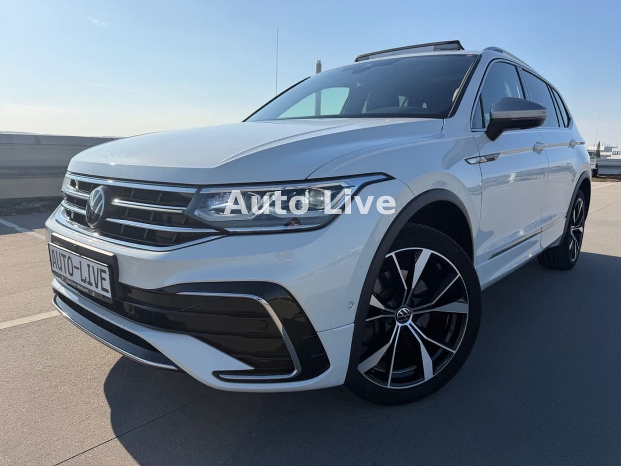 Volkswagen Tiguan Allspace 2.0 TDI DSG*4M*R LINE*7 STZE*VOL — slika 1