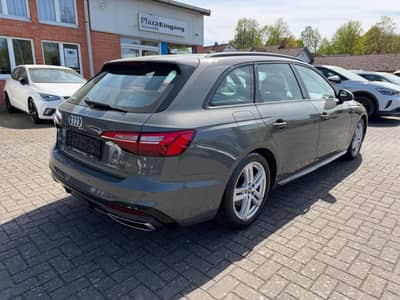 Audi A4 Avant 35 TFSI S line Aid/Leder/Optik Paket — slika 12