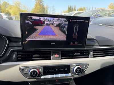 Audi A4 Avant 35 TFSI S line Aid/Leder/Optik Paket — slika 9