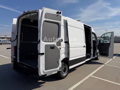 Volkswagen Crafter 35 TDI*MAXI-HOCH-LANG*KLIMA*KAMERA*PDC!! — slika 24