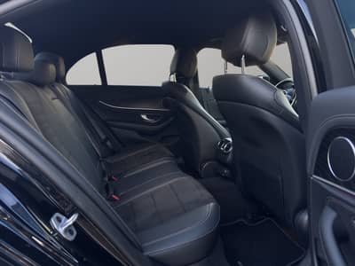 Mercedes-Benz E 220d AMG-Line*Facelift*Distronic*LED*Kamera* — slika 14