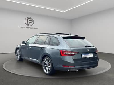 Skoda Superb Combi Sportline*Pano*Virtual*ACC*STHZ*Kam — slika 3