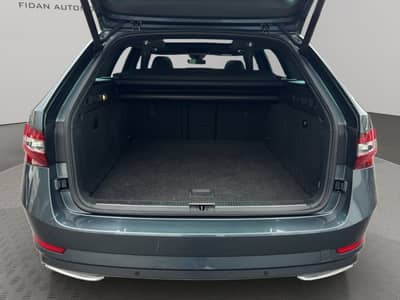 Skoda Superb Combi Sportline*Pano*Virtual*ACC*STHZ*Kam — slika 15
