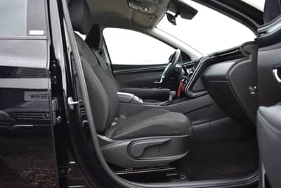 Hyundai TUCSON Tucson Select Mild-Hybrid 2WD Applecar Kamera — slika 9