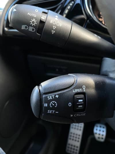 DS Automobiles DS 3 Sport Chic Nav/CarPlay/LED/Sh/Kamera/Alcant — slika 9