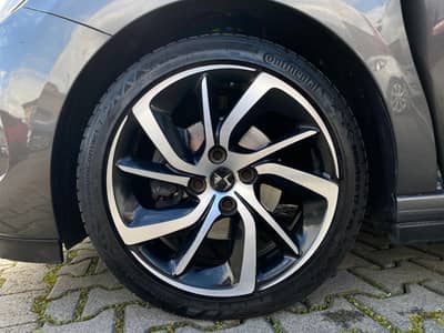DS Automobiles DS 3 Sport Chic Nav/CarPlay/LED/Sh/Kamera/Alcant — slika 19