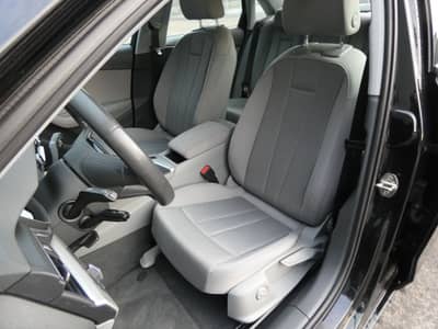 Audi A4 40 TDI S tronic Quattro LED Navi ACC 1-Hd 18" — slika 5