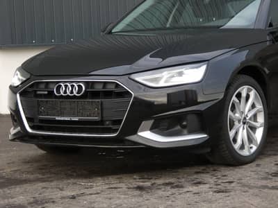 Audi A4 40 TDI S tronic Quattro LED Navi ACC 1-Hd 18" — slika 20