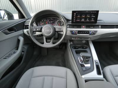 Audi A4 40 TDI S tronic Quattro LED Navi ACC 1-Hd 18" — slika 4