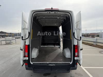 Volkswagen Crafter 35TDI*MAXI-HOCH-LANG*KLIMA*KAMERA*EURO-6 — slika 21