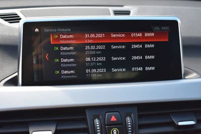 BMW X1 xDrive 20 d Advantage AHK H&K — slika 35