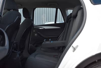 BMW X1 xDrive 20 d Advantage AHK H&K — slika 16