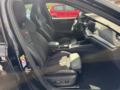 Skoda Octavia Combi RS Plus 4x4 PANO HUD AHK CAM — slika 6