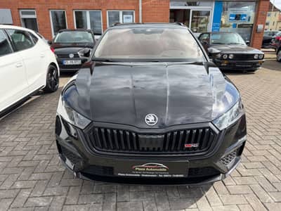Skoda Octavia Combi RS Plus 4x4 PANO HUD AHK CAM — slika 3