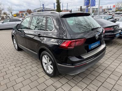 Volkswagen Tiguan Highline 4Motion — slika 2