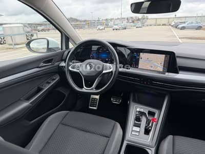 Volkswagen Golf 8 2.0 TDI ACTIVE*DSG*VIR*PAN*IQ-LED*HEAD-UP — slika 21