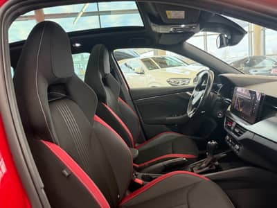 Skoda Kamiq 1.6TDI Monte Carlo Pano LED ACC Kamera — slika 17