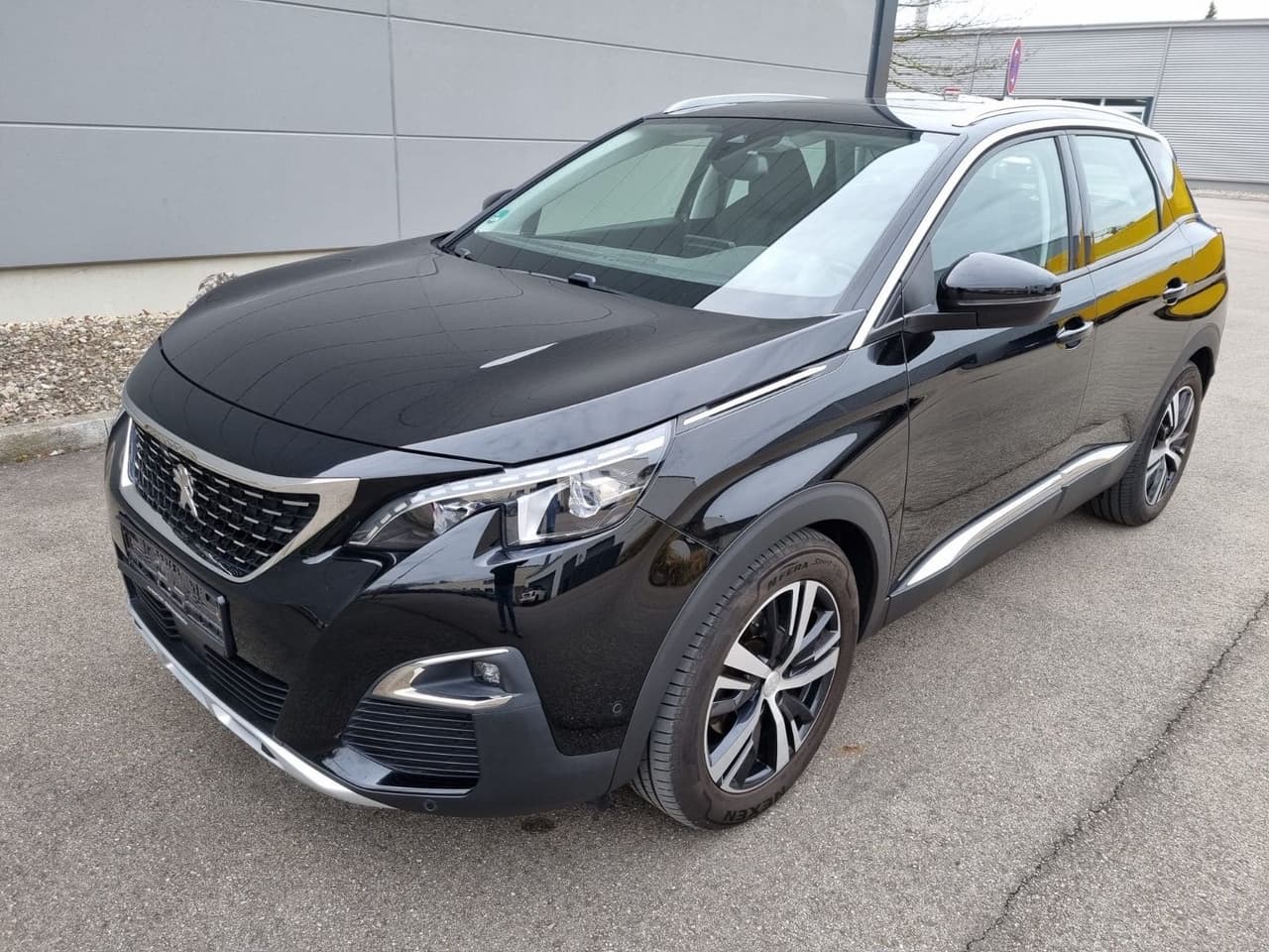 Peugeot 3008 1.2 Aut. PureTech 130 Allure — slika 1