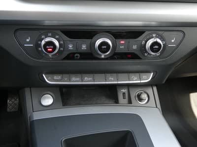 Audi Q5 40 TDI S tronic Quattro Matrix STHZG AHK 19" — slika 16