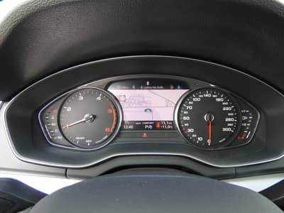 Audi Q5 40 TDI S tronic Quattro Matrix STHZG AHK 19" — slika 15