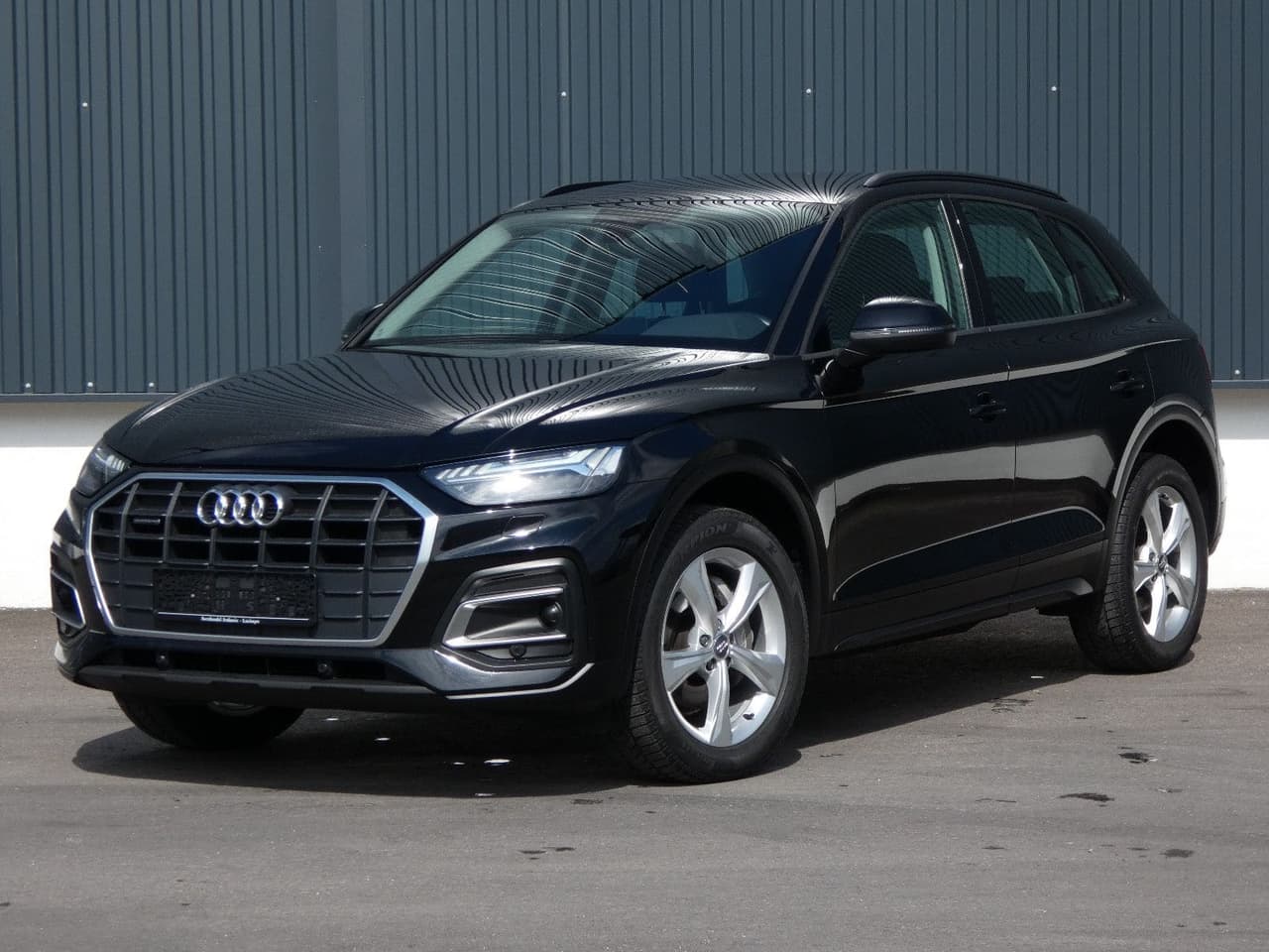 Audi Q5 40 TDI S tronic Quattro Matrix STHZG AHK 19" — slika 1