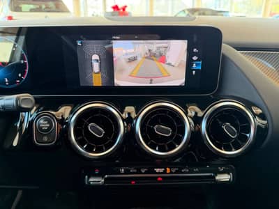 Mercedes-Benz B 220 d 4Matic AMG-Paket ACC LED Kamera — slika 20