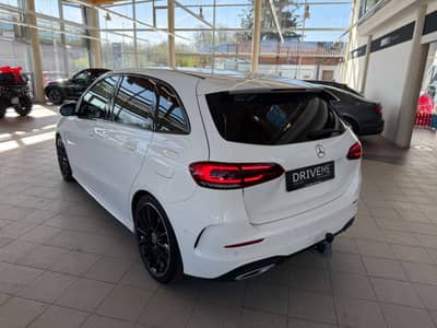 Mercedes-Benz B 220 d 4Matic AMG-Paket ACC LED Kamera — slika 7