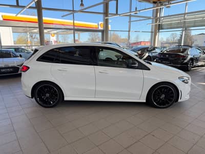Mercedes-Benz B 220 d 4Matic AMG-Paket ACC LED Kamera — slika 5