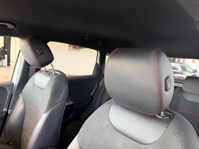 Mercedes-Benz B 220 d 4Matic AMG-Paket ACC LED Kamera — slika 15
