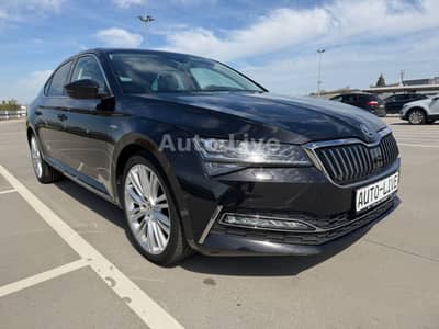 Skoda Superb 2.0 TDI DSG*L&K*VIR*PAN*MATRIX*AHK*KAMERA — slika 7