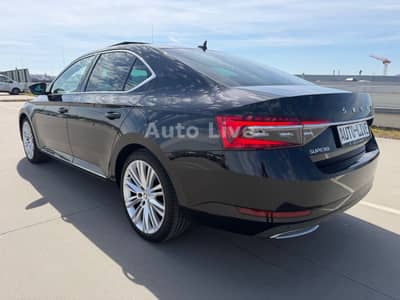 Skoda Superb 2.0 TDI DSG*L&K*VIR*PAN*MATRIX*AHK*KAMERA — slika 3