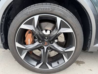 Cupra Formentor 1.4 e-HYBRID*VZ*DSG*PAN*VIR*MATRIX*VOL — slika 23