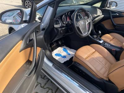 Opel Cascada Inno. ecoFlex Nav/Kamera/Sh/Leder/BiXeno — slika 8