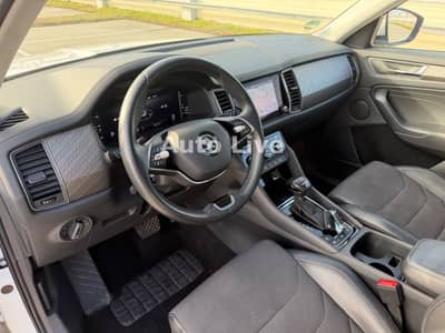 Skoda Kodiaq 2.0 TDI*DSG*4M*7-SIT*VIRT*PANO*MATRIX*AHK — slika 19