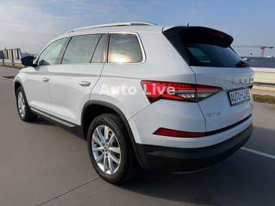 Skoda Kodiaq 2.0 TDI*DSG*4M*7-SIT*VIRT*PANO*MATRIX*AHK — slika 3