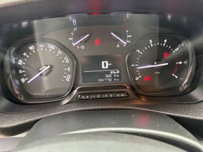 Opel Vivaro 2.0d EDITION*H1 L3*NAVI*WÜRTH EINRICHTUNG — slika 17