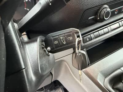 Opel Vivaro 2.0d EDITION*H1 L3*NAVI*WÜRTH EINRICHTUNG — slika 22
