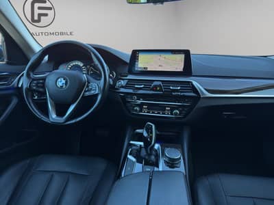 BMW 520d Lim. xDrive*Display-Key*LED*Kamera*Ambiente — slika 13
