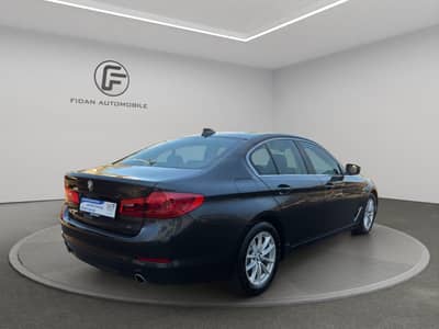BMW 520d Lim. xDrive*Display-Key*LED*Kamera*Ambiente — slika 5
