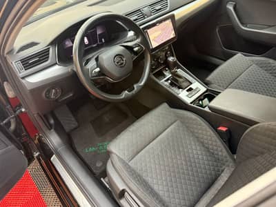 Skoda Superb Combi Ambition/Navi/LED/Totw/Abstandtemp — slika 11
