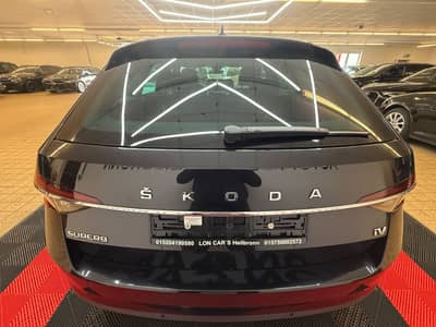 Skoda Superb Combi Ambition/Navi/LED/Totw/Abstandtemp — slika 9