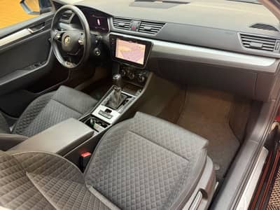 Skoda Superb Combi Ambition/Navi/LED/Totw/Abstandtemp — slika 15